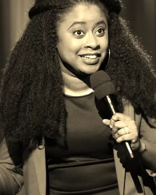 Phoebe Robinson